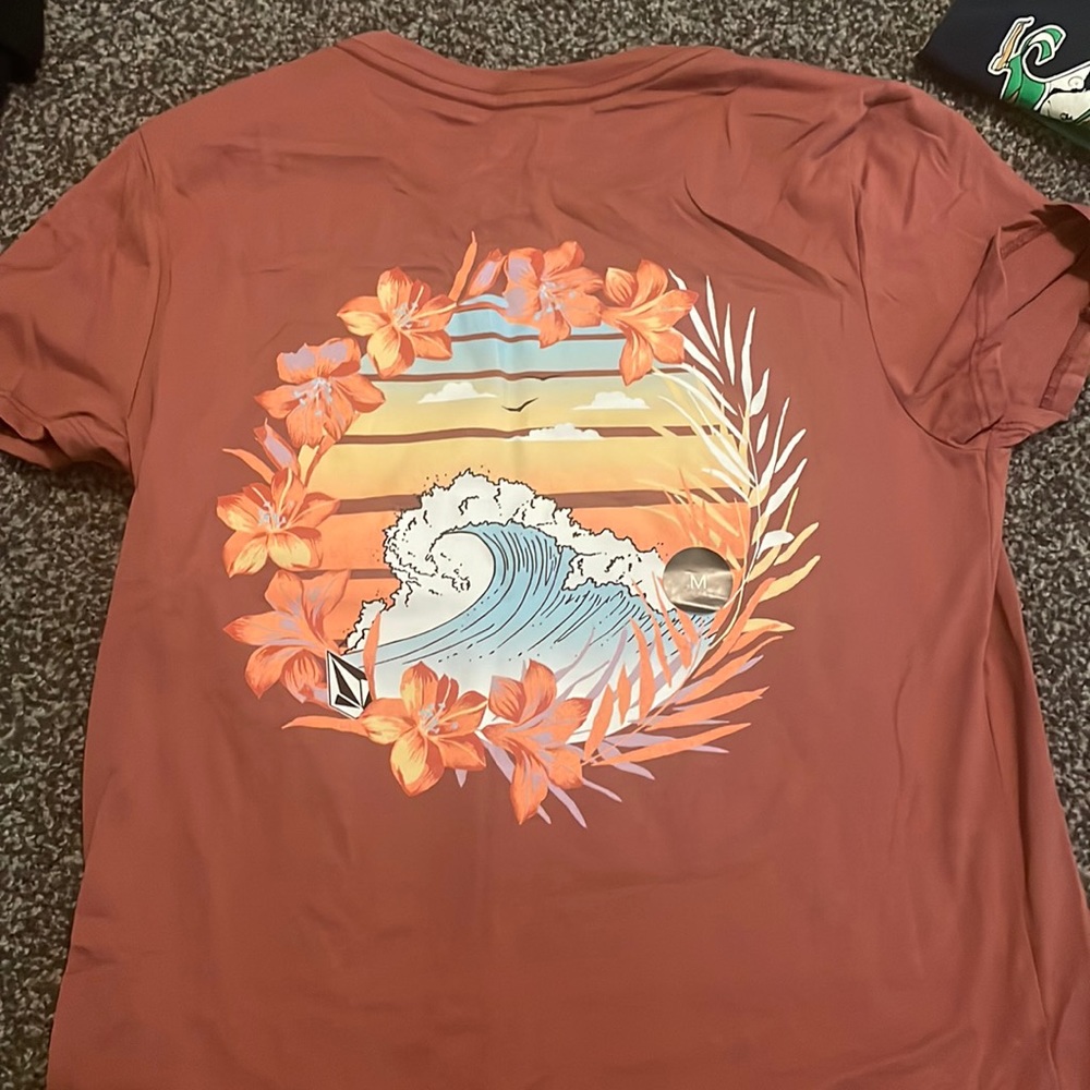 Volcom brand new tshirt.
